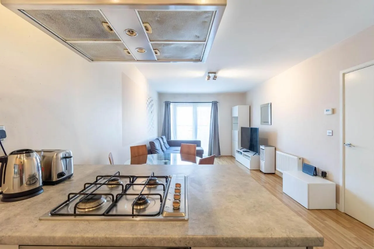 Pass The Keys Cosy 1Bed Apartment Nearby Canary Wharf Londen 0*,