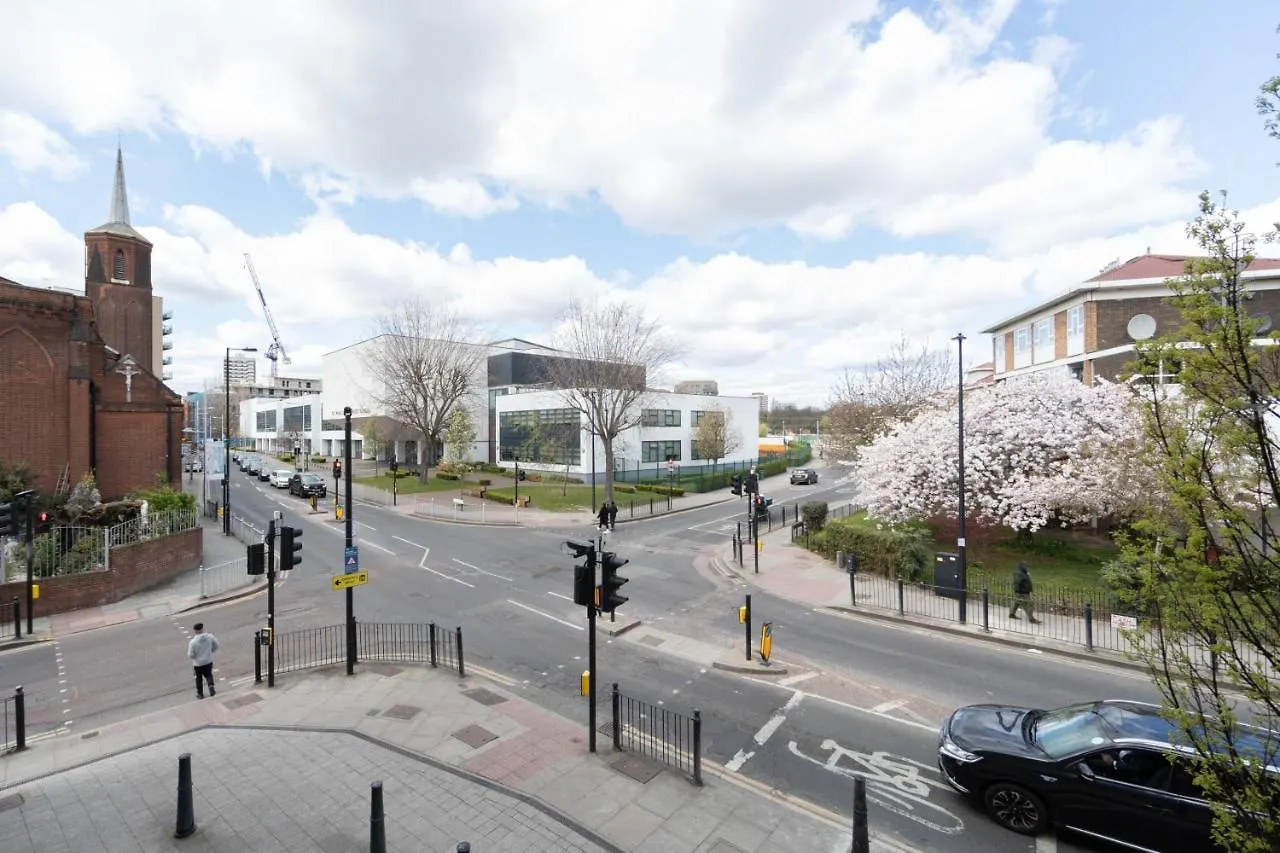 Pass The Keys Cosy 1Bed Apartment Nearby Canary Wharf Londres 0*,